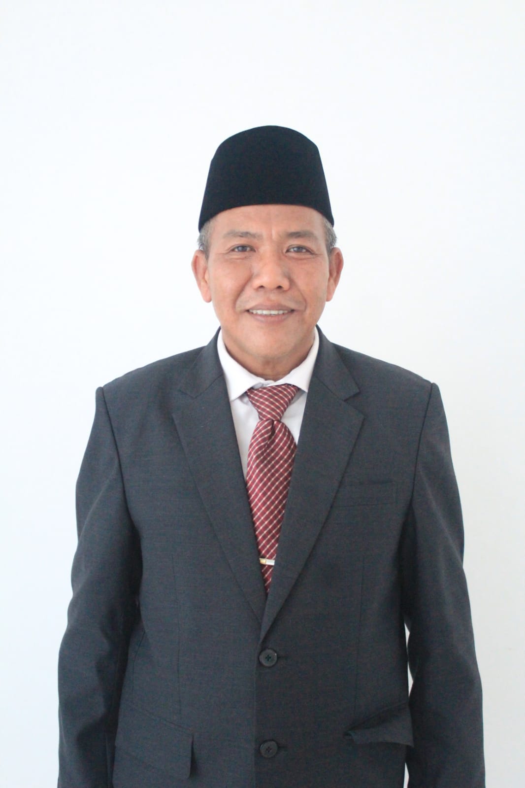 Dr. H. Nasrun Harahap, S.Pd., MA. - Dekan FTIK IAIN Datuk Laksemana Bengkalis